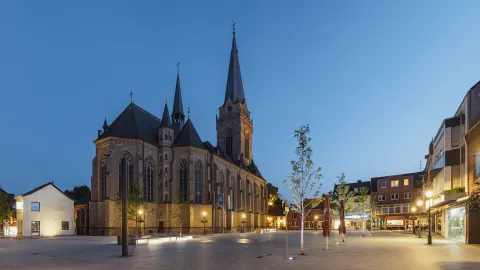 Marktplatz Willich Abendstimmung 