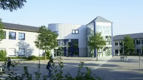 Lise-Meitner-Gymnasium